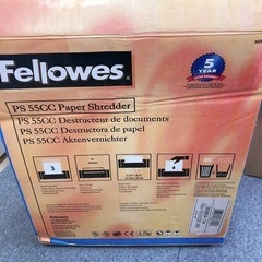 無料！！フェローズ シュレッダー 55CC✨幅37×奥行25×45ｃｍ クロスカット方式✨古いですがまだまだ現役！バリバリいって裁断しました【こちらは店舗です。浜村鹿野温泉ICから3分 買取本舗 宮本リサイクル 営業時間９～１９時 定休日水曜日】の画像