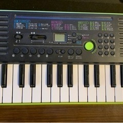電子ピアノ