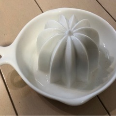 【値下げしました】陶器製果汁搾り