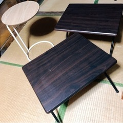 ミニテーブル3つ