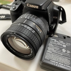 Canonの一眼レフカメラをどうぞ☺️（受渡調整中）