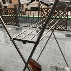 ニトリ　アルミＸ型物干しの画像