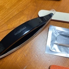 【値下げしました‼️】新品 Nail Bar オリジナルポーチ ブラック×ピンク（おまけ付き、5点セット）の画像