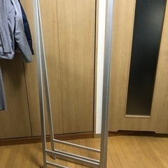 ハンガーラック　の画像