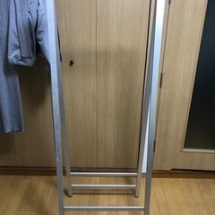 ハンガーラック　の画像