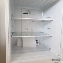 AQUR 冷蔵庫の画像