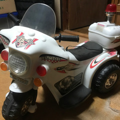 (決まりました。)子供用充電式三輪バイク