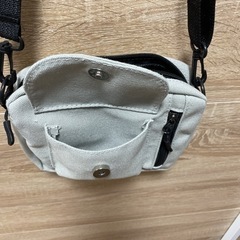 ショルダーバッグの画像