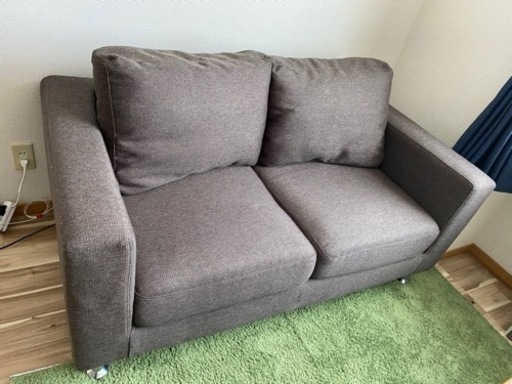 【引き取り限定】2人掛けソファ