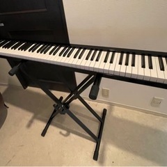 【無料】電子ピアノ　※台付きの画像