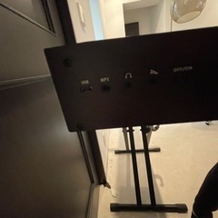 【無料】電子ピアノ　※台付きの画像