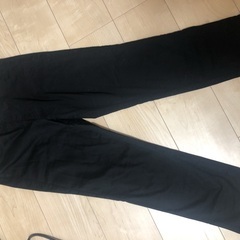 ユニクロ　パンツ L 