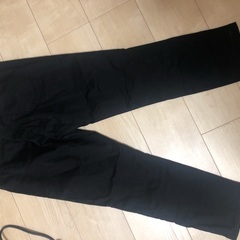 ユニクロ　パンツ L の画像