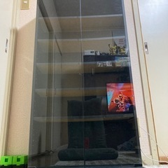 CD ラック ガラスケースの画像