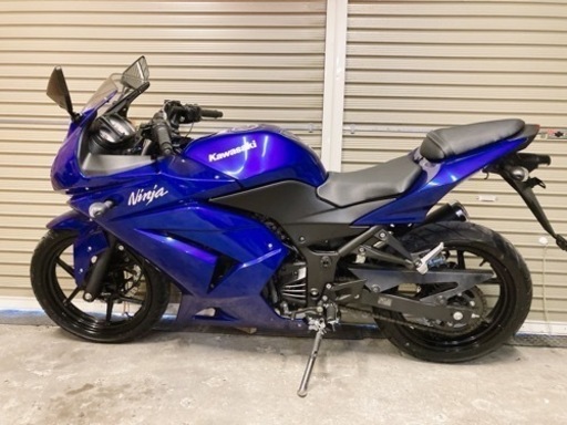 カワサキ　ニンジャ250R 低走行　美車　配送可能　支払いは現金or振り込みも可能 カワサキ ニンジャ250R 配送可能 支払いは現金or振り込みも可能の通販