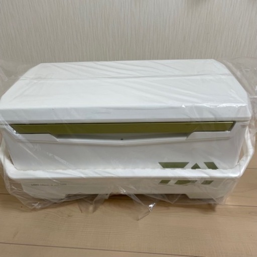 【新品】ダイワ ライトトランクα ZSS 2400 クーラーボックス