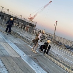 川崎、綾瀬で鳶、仮設、鉄骨急募！　充実した福利厚生、寮(個人向けワンルーム) 高収入の画像
