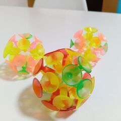 吸盤付のボールとキャラクターボール