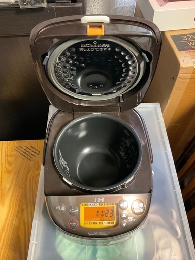 炊飯器　象印 ZOJIRUSHI  ３合炊き　NP-GJ05