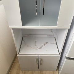 食器棚、カップボード　新生活の画像