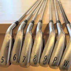 タイトリスト　AP1 5i〜PW 716. W712 7本組の画像