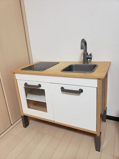 IKEAイケア　IHおままごとキッチン　小物付き　中古