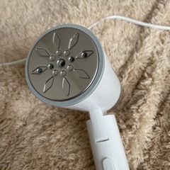 【お譲り先決定済み】衣類 スチーマーの画像