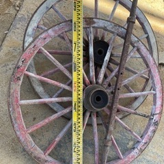 車輪オブジェの画像