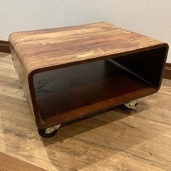 サイドボード（キャスター付き）の画像