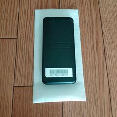 au 京セラ GRATINA KYF42 新品同様4G LTEケータイ