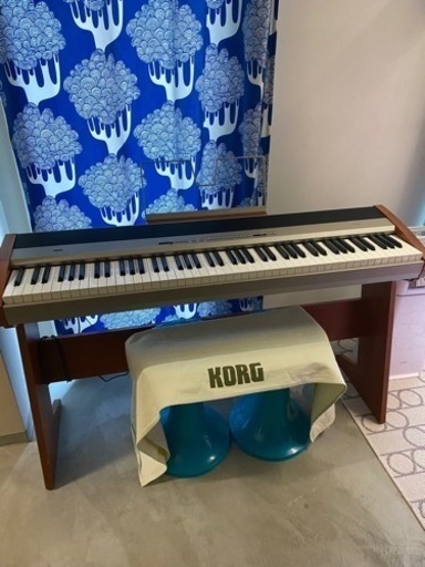 KORG. SP-300. 電子ピアノ