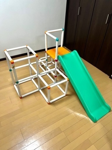 ジャングルジム