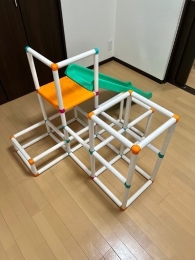 ジャングルジム