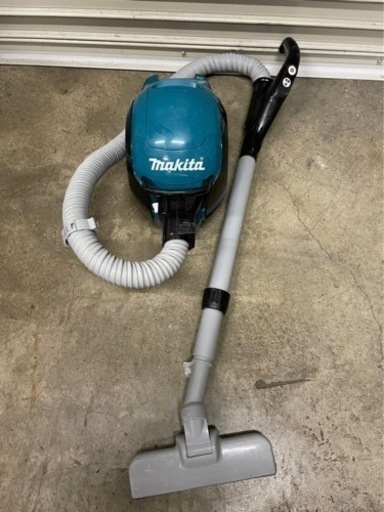 y1053 makita マキタ　充電式クリーナー　コードレスクリーナー　CL500D　掃除機　18V