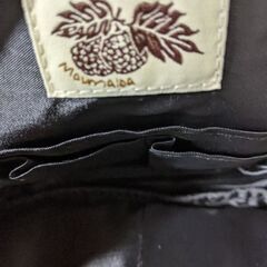 未使用品！Maunaloaマウナロア　コスメポーチ（化粧道具入れ）の画像