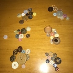 ボタン　131個　手芸工作の画像