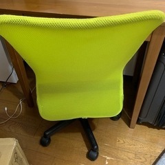 回転椅子の画像