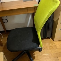 回転椅子の画像