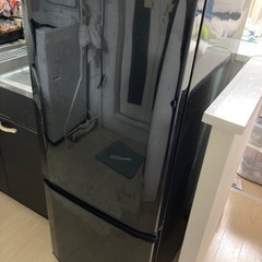 決まりました。三菱　冷蔵庫　ブラック