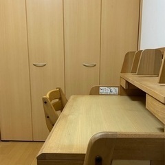 勉強机・椅子の画像