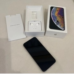✼Apple iPhone XS✼ 【256GB】 シルバー ✱配送も可