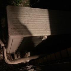 【取引中】①定価９０万、急ぎで引き取り再掲載、80,000円にします】業務用３馬力大型エアコン　２シーズンのみ利用の画像