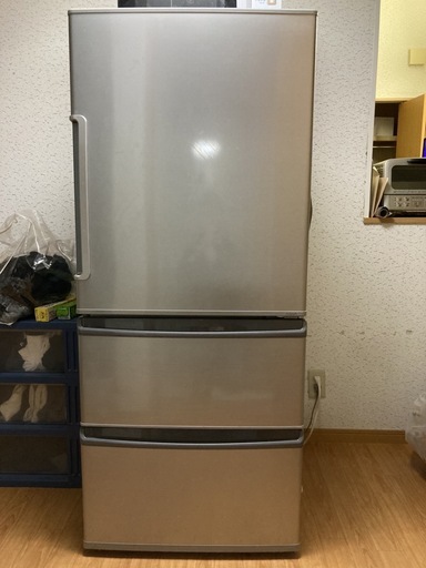 2016年製 アクア ノンフロン冷凍冷蔵庫 AQR-271(E)S 272L 3ドア（シルバー）