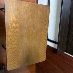 決まりました【取引】サイドテーブルを差し上げますの画像