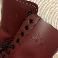 Dr.Martens ドクターマーチン 10ホール ブーツ チェリーレッド 訳ありの画像