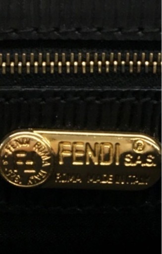 FENDI メッセンジャーバック