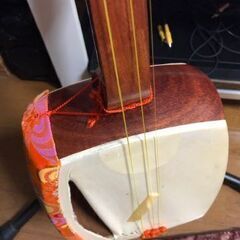 三線　ボディなどとても綺麗ですの画像