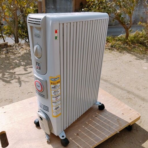 中古 デロンギ DeLonghi オイルヒーター ラジエーターヒーター 091521TEC ヒーター 暖房器具
