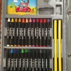 クレヨン　オイルパステル　ペン　色鉛筆　セットの画像