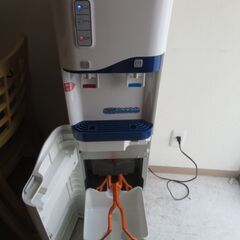 世田谷区近辺配送可能　コスモウォーター ウォーターサーバー CK-04 楽々スタイル【重要事項あり：説明欄要確認】の画像